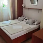 Suri *