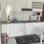 Suri Vodice