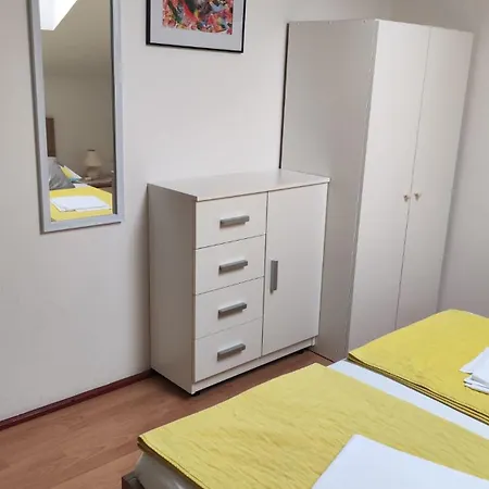 Apartman Suri *
