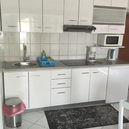Suri Vodice